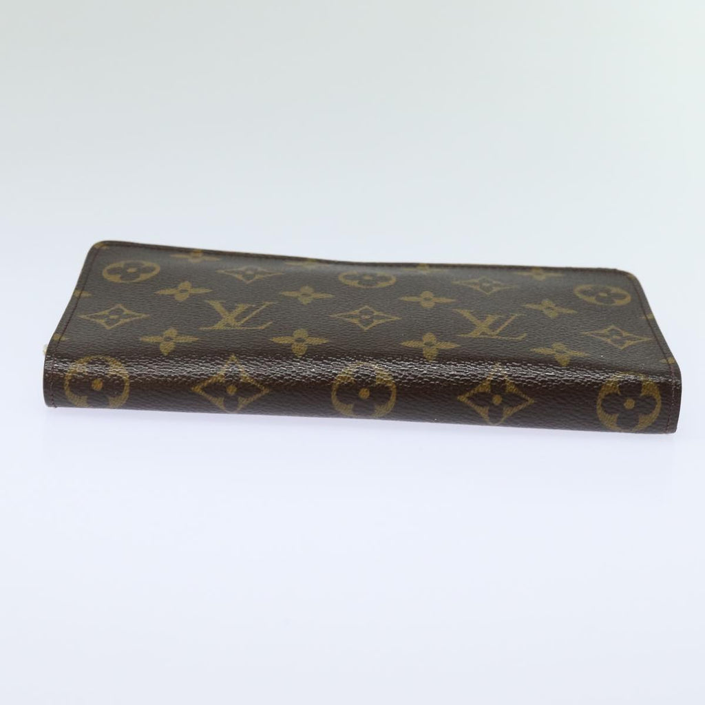 Louis Vuitton Zippy Wallet  Canvas Wallet