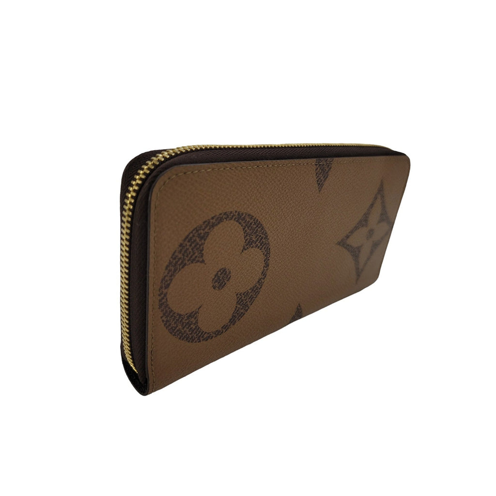 Louis Vuitton Giant Monogram Reverse Canvas Zippy Wallet