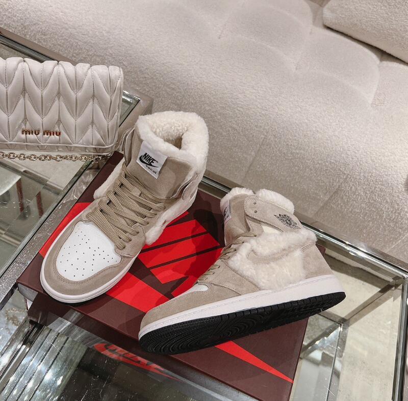 SAMC - NKE Shoes - 321