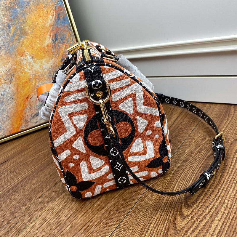 LOV2 Bags - Luxurious Bags  1645