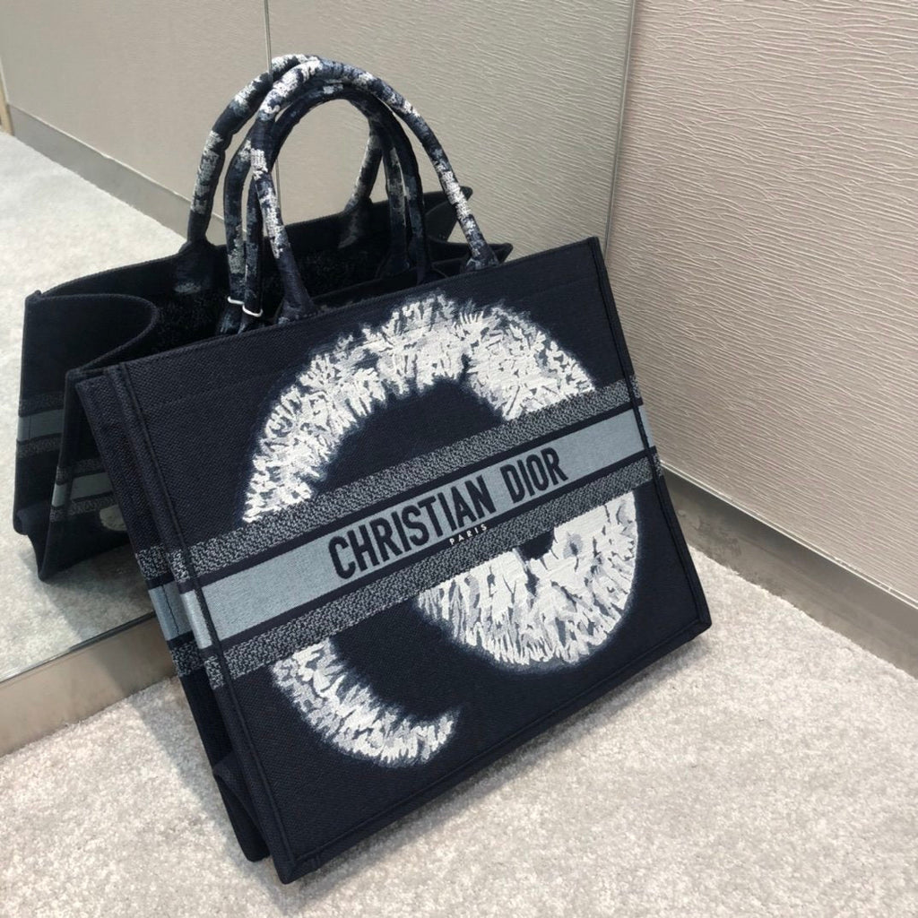 GLAMI Large Book Tote Black For Women 16.5in/42cm CD M1286ZRIW