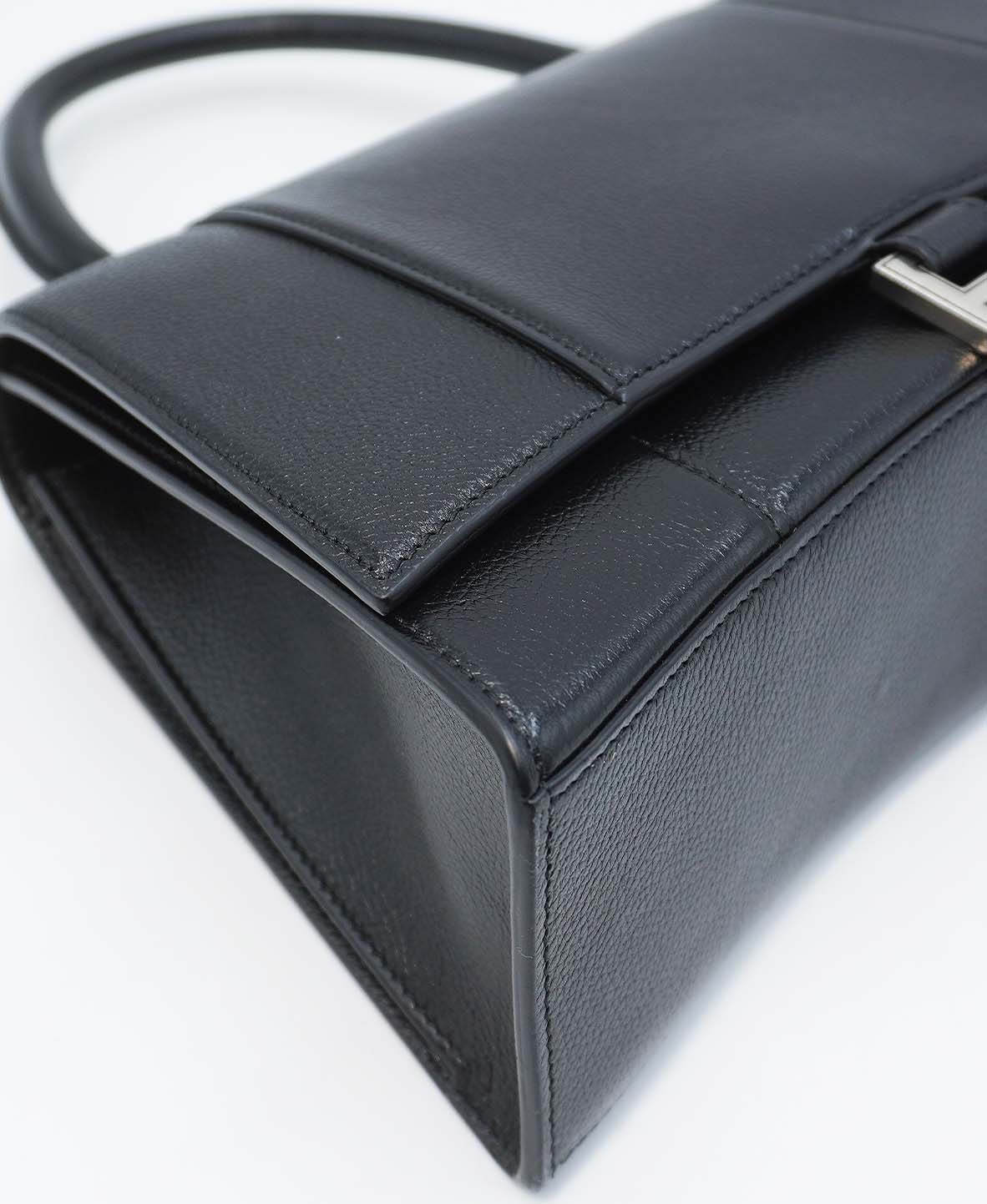 Grained Calfskin Hourglass Medium Top Handle Bag Black
