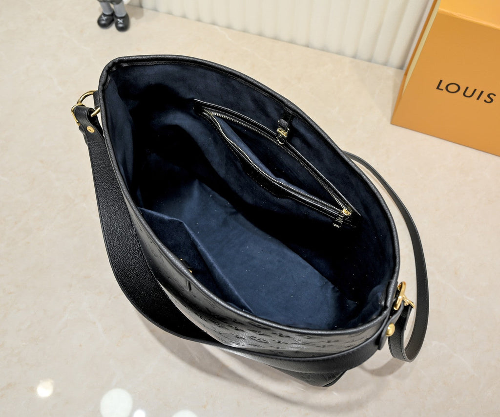 EN - Luxury Bags LUV 807