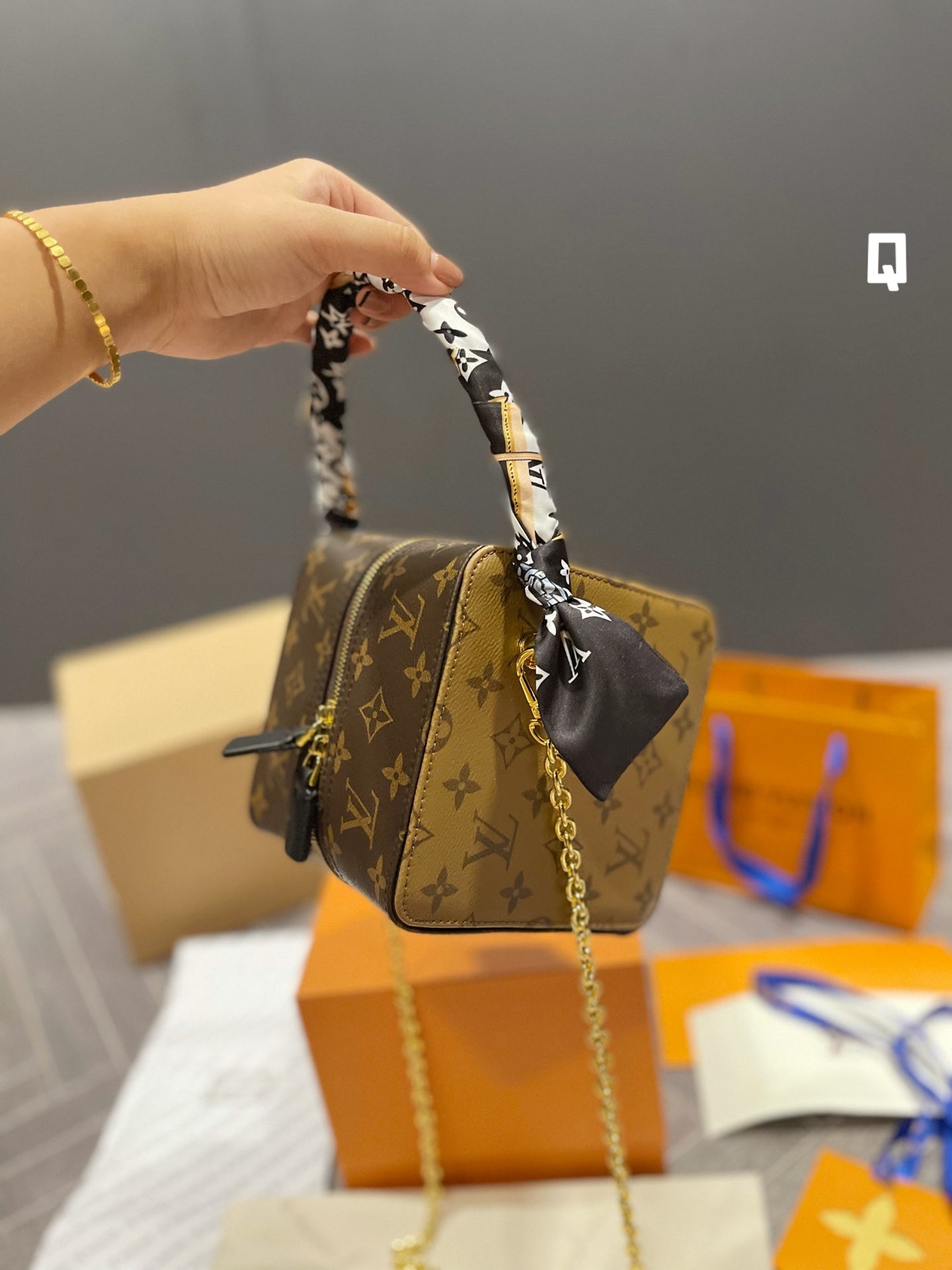 EN - New Lux Bags LUV 563