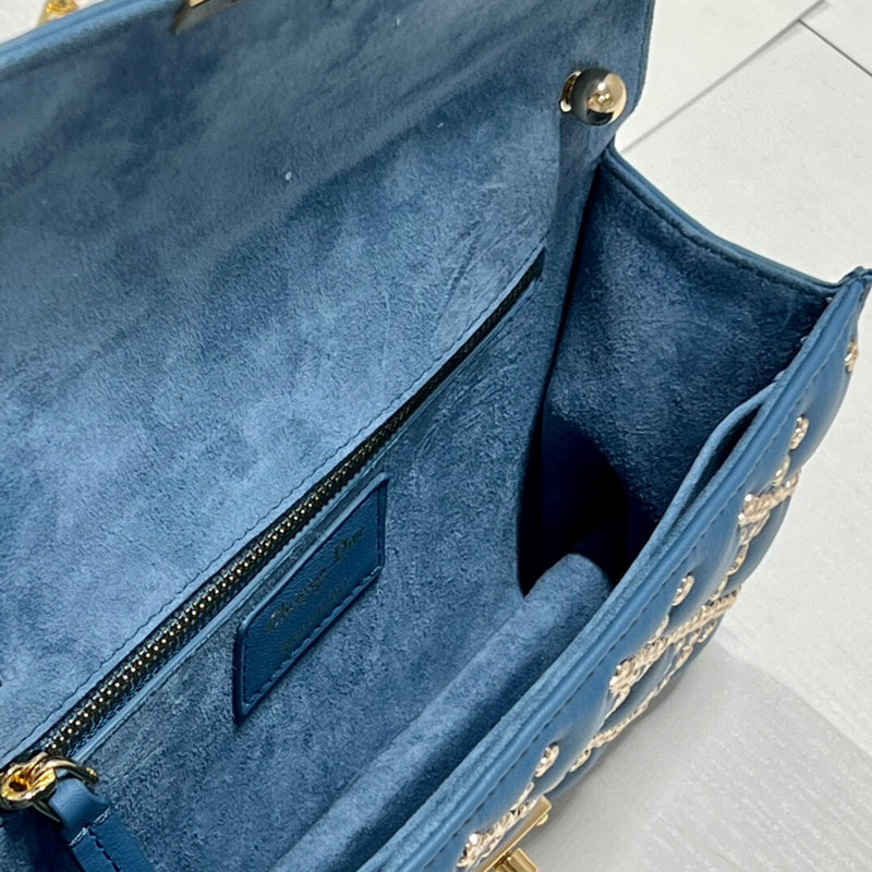 ELE - Dir Bags - 1814