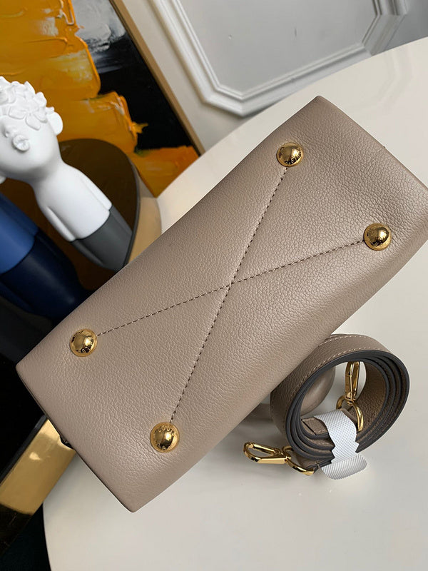 LOV2 Bags - Luxurious Bags  1853