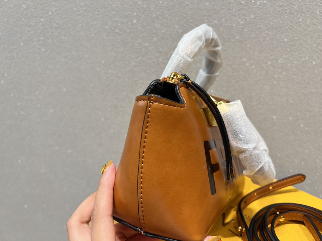 EN - New Lux Bags FEI 275