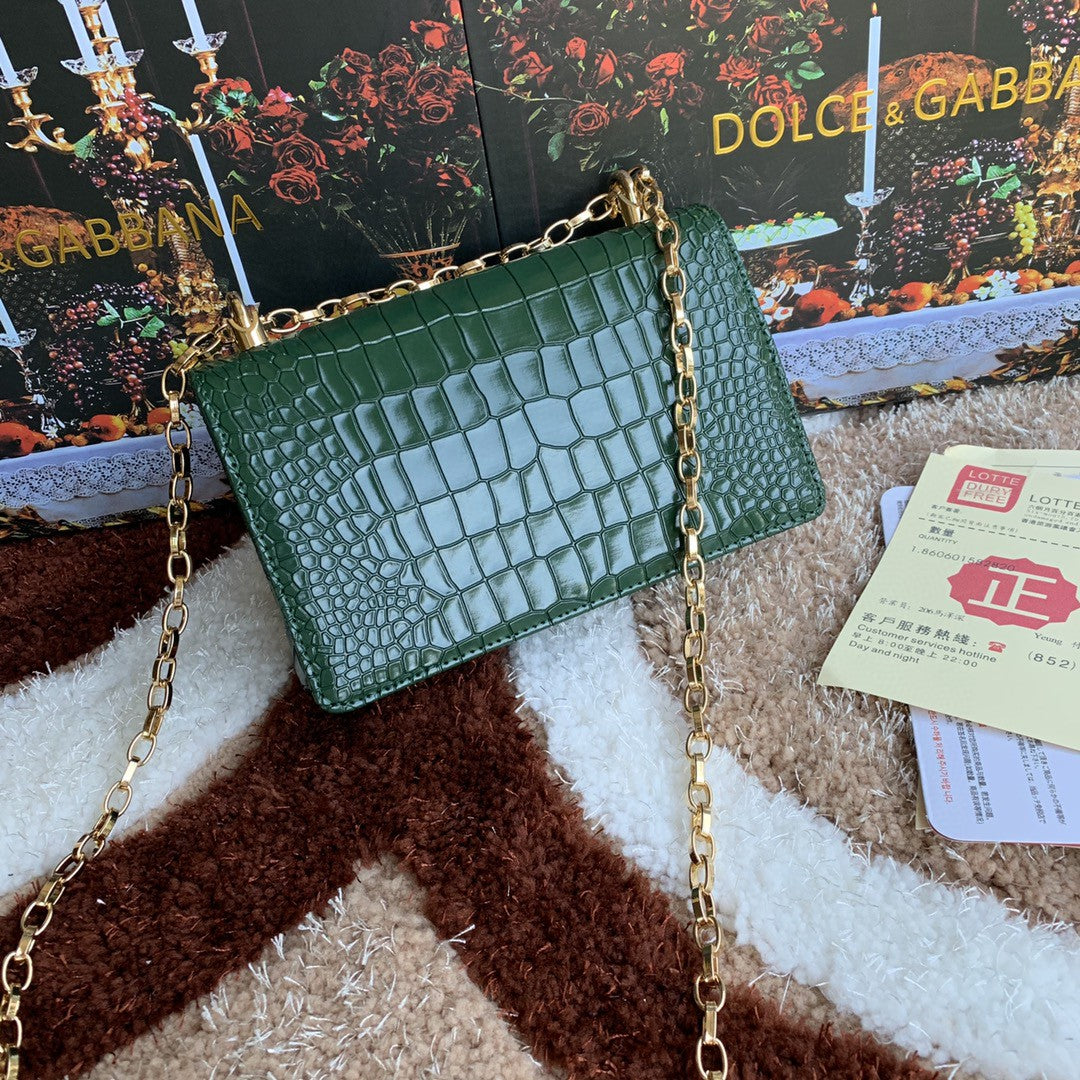 GLAMI GLAMI Girls Cross Body Bag Dark Green For Women 8.3in/21cm GLAMI