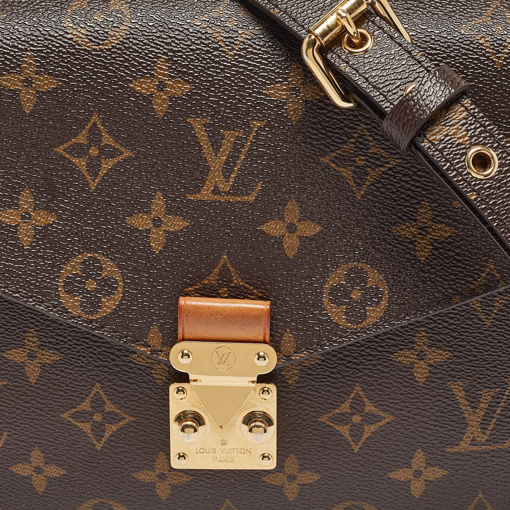 Louis Vuitton Monogram Canvas Pochette Metis Bag..