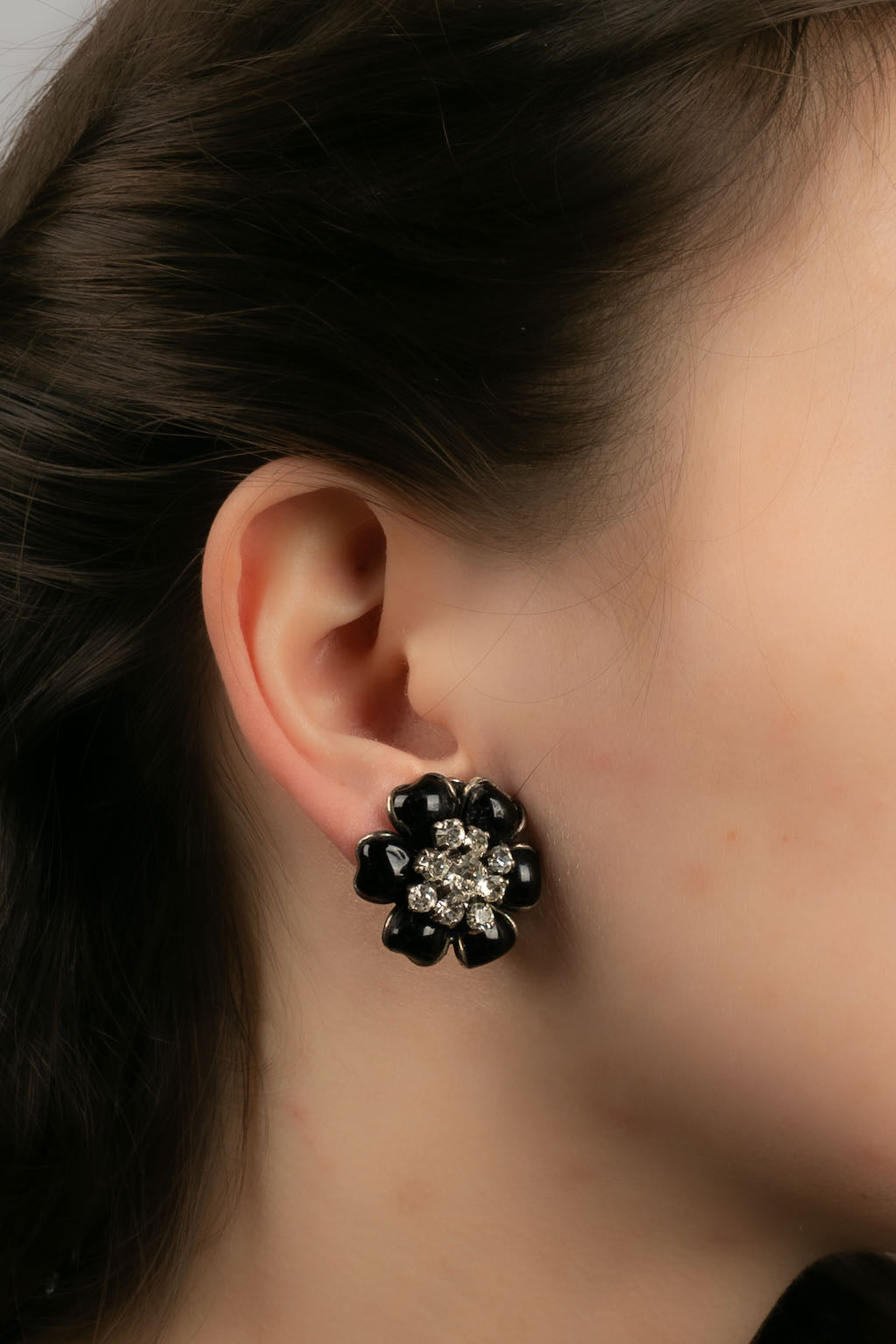 Boucles d'oreilles camÃƒÆ’Ã‚Â©lias Chanel