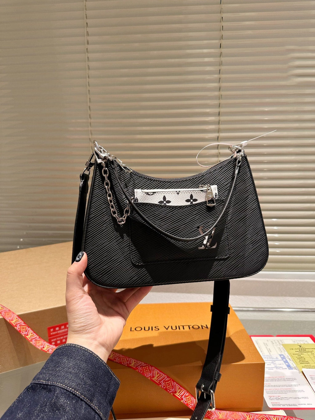 EN - Luxury Bags LUV 774