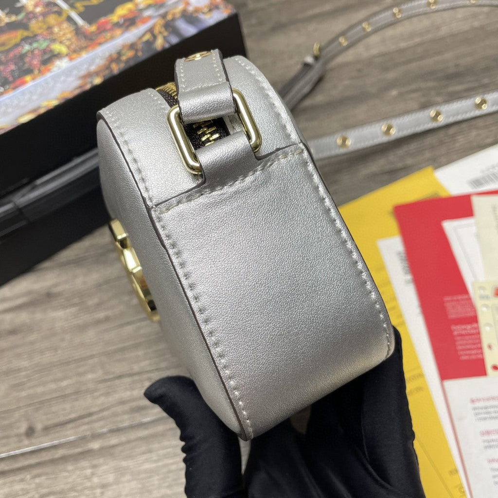 GLAMI Crossbody 3.5 Bag Silver For Women 7.5in/19cm GLAMI