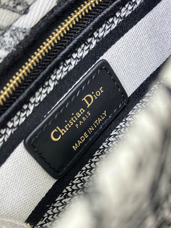 ELE - Dir Bags - 220
