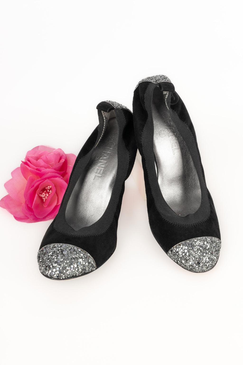 Escarpins à paillettes Chanel