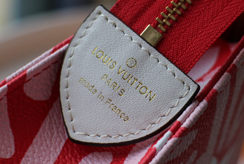 LOV2 Bags - Luxurious Bags  1718