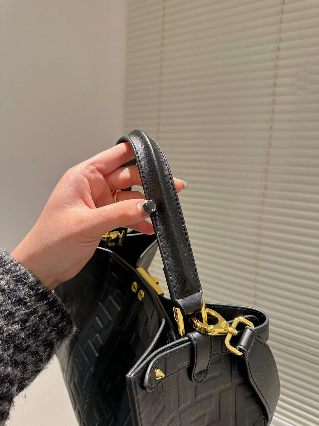 EN - Luxury Bags FEI 284