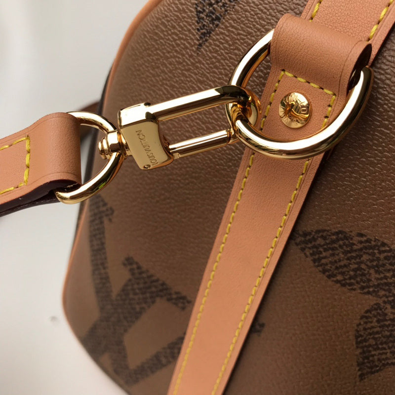 LOV2 Bags - Luxurious Bags  1768