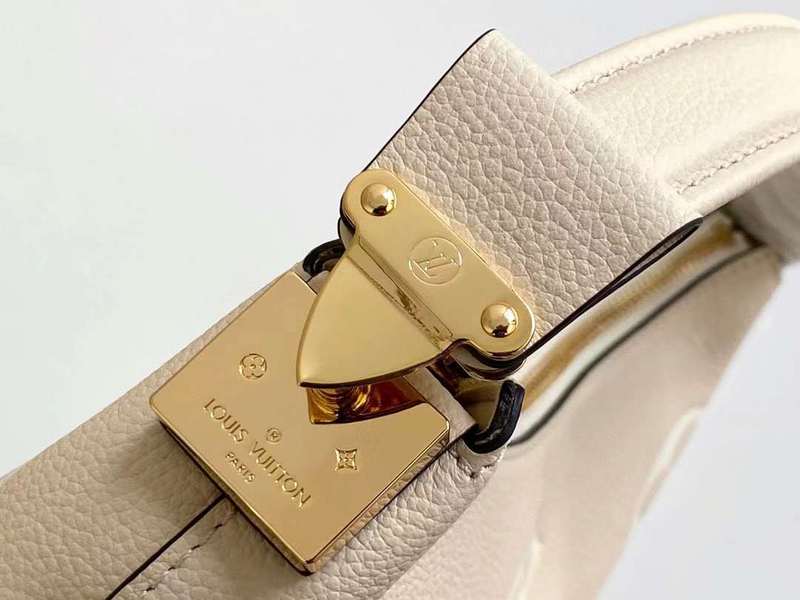 LOV2 Bags - Luxurious Bags  2527