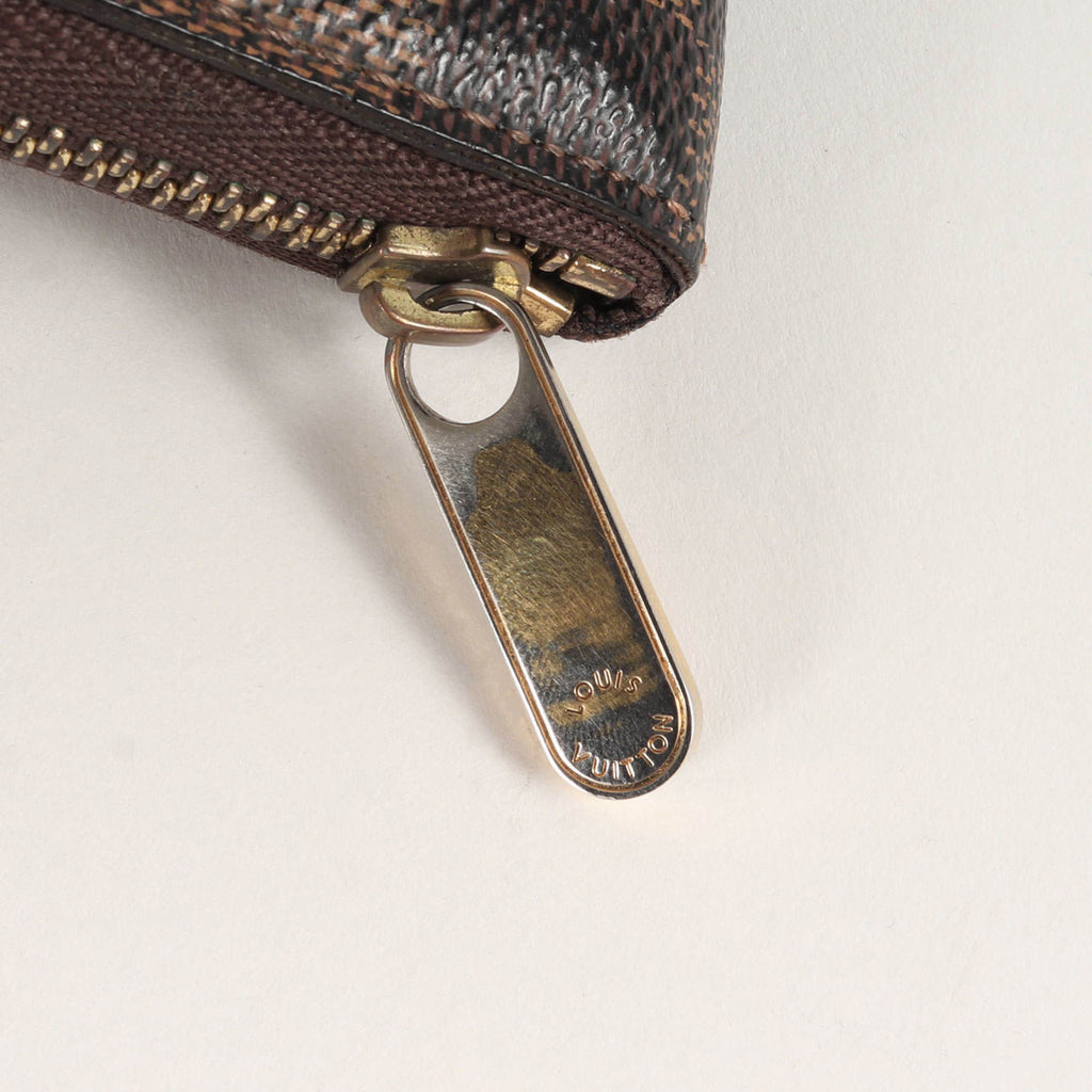 Louis Vuitton Porte Monnaie Zippy  Leather Wallet  ()
