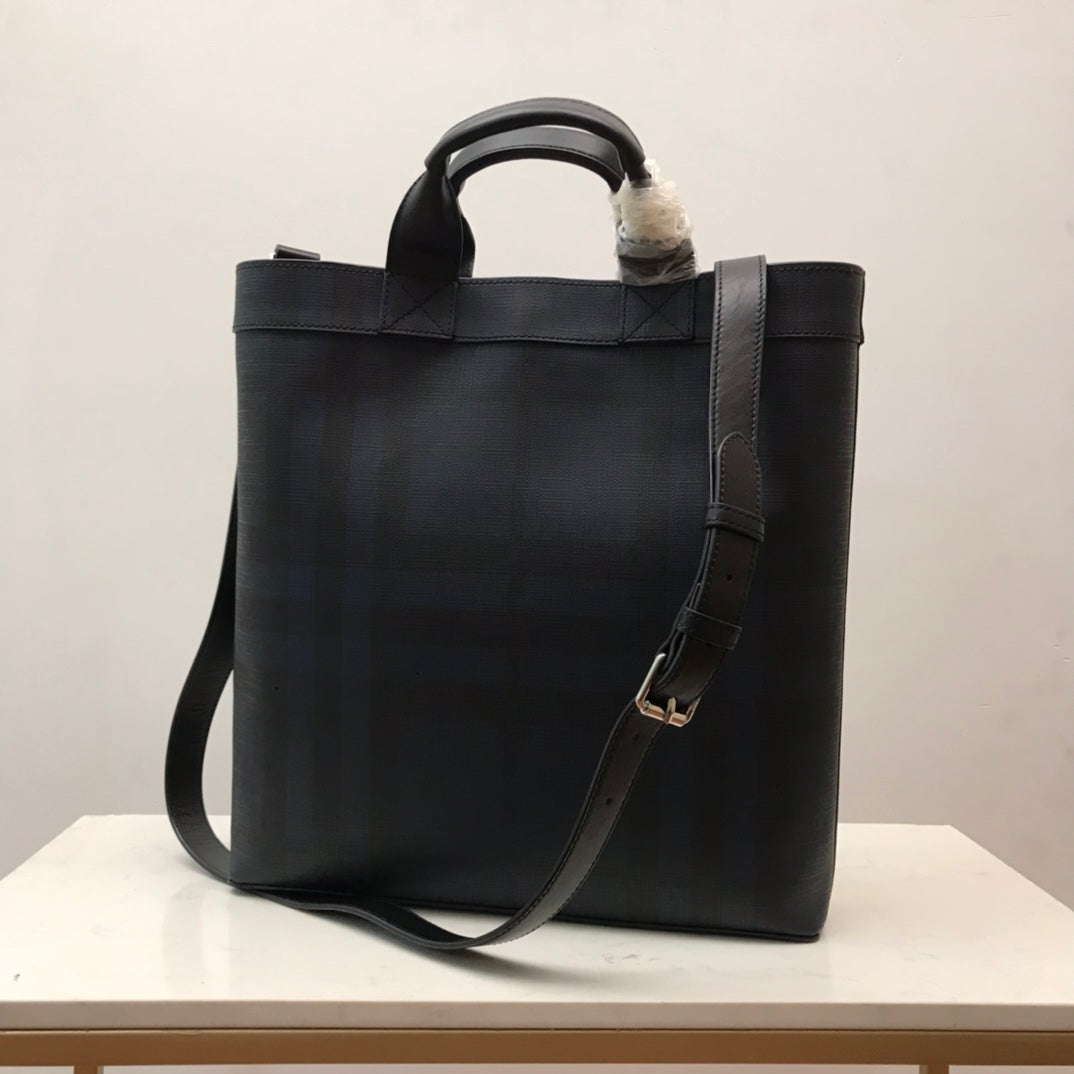 GLAMI Logo Graphic Convertible Tote London Check Canvas Large For Men, Bags 15in/38cm