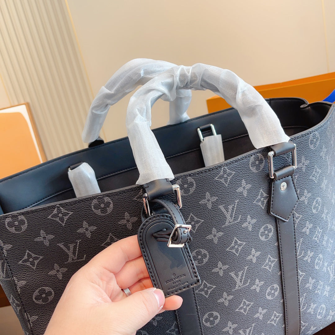 EN - Luxury Bags LUV 730