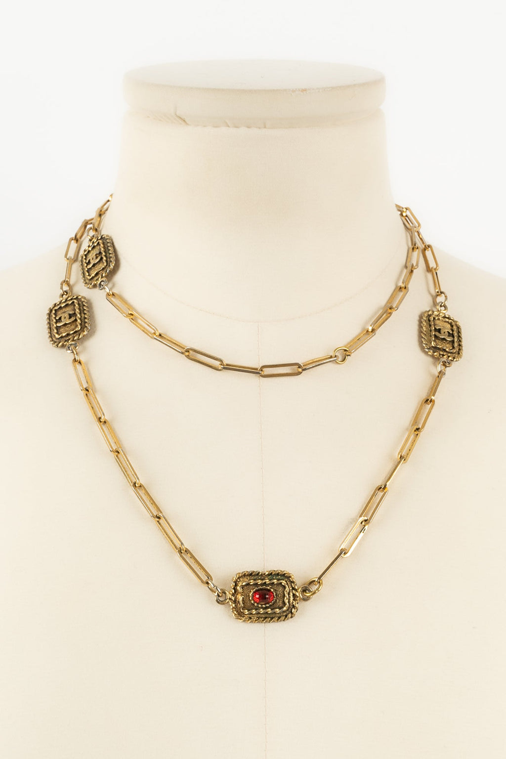 Collier dorÃƒÆ’Ã‚Â© Chanel 1984