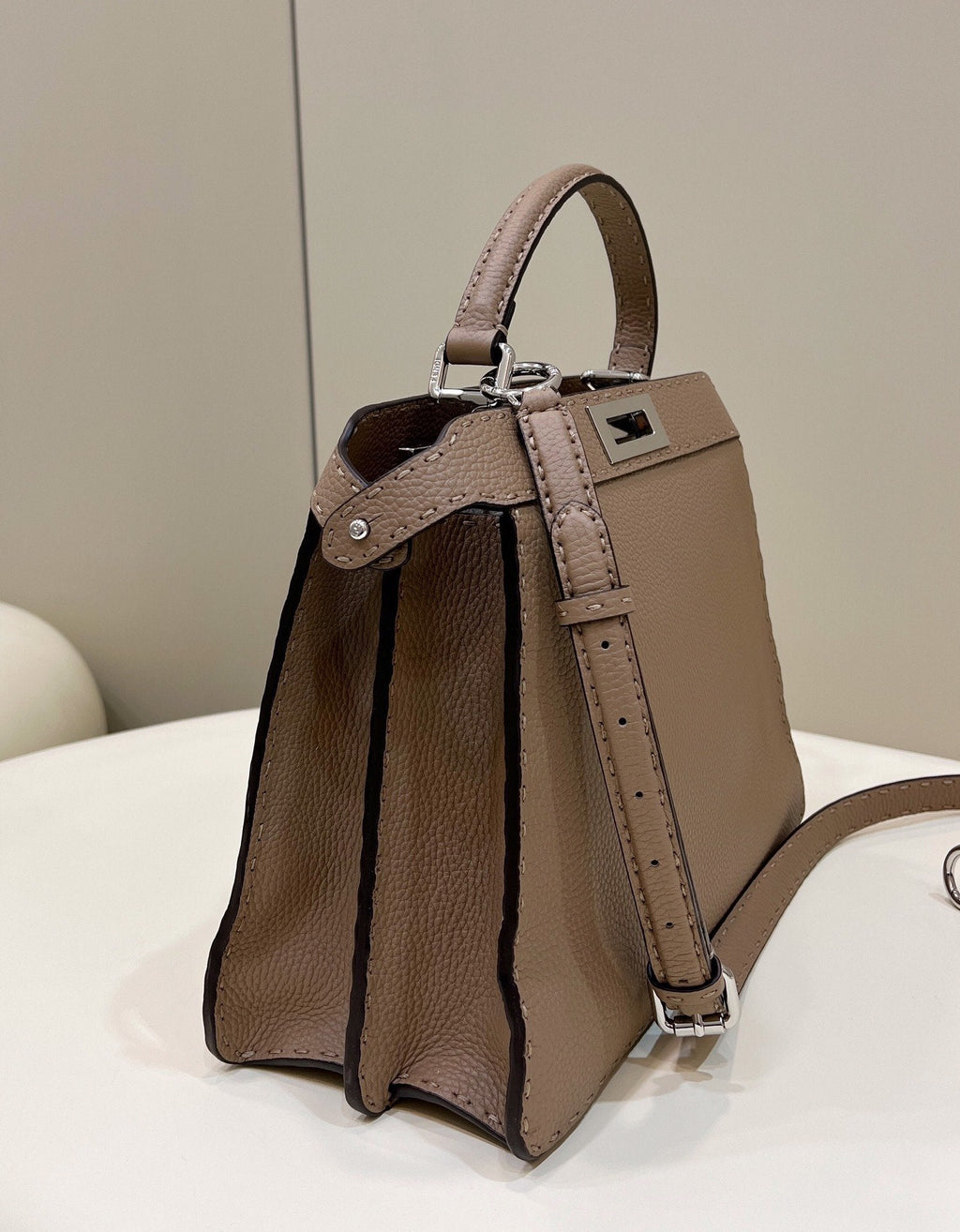 FI GlamI ISeeU MeGLAMIum Brown For Women, Handbags, Shoulder Bags 13.1in/33.5cm FF