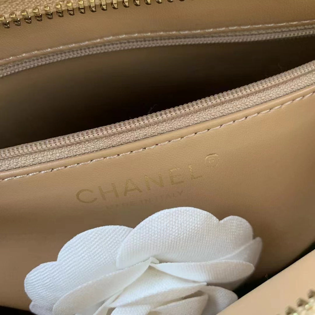 CHLVintage CHLOpen Tote Caviar East West Beige For Women, Women’s Bags 14.5in/36.9cm