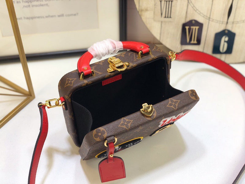 LOV2 Bags - Luxurious Bags  1689