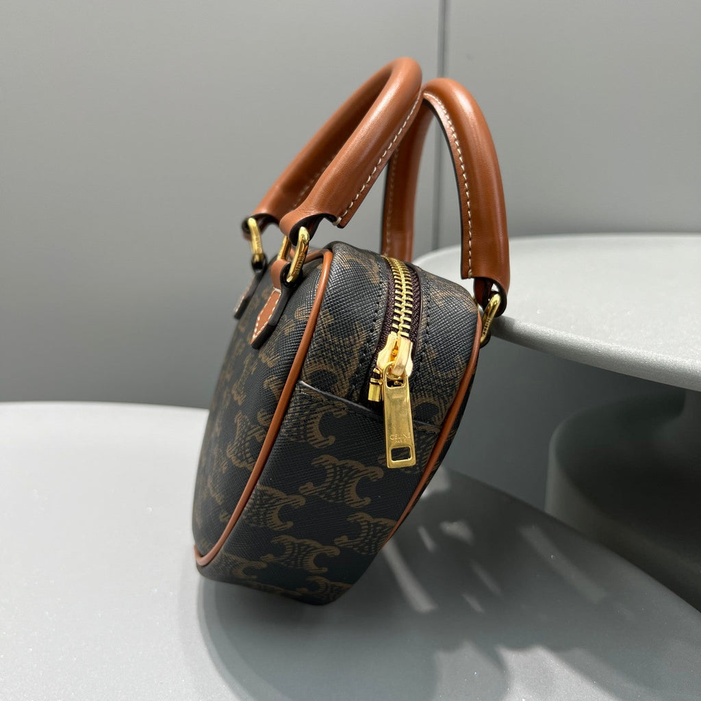 GLAMI MeGLAMIum GLAMI Heart In Triomphe Canvas Brown For Women 6in/14.5cm 198222BZJ.04LU