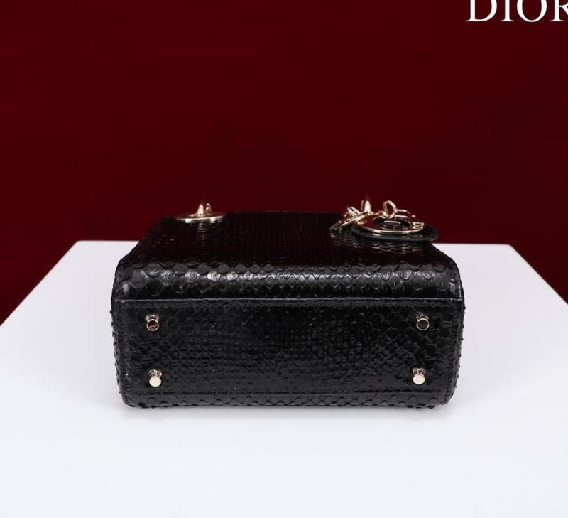 SAMCC - DOR Bags - 103