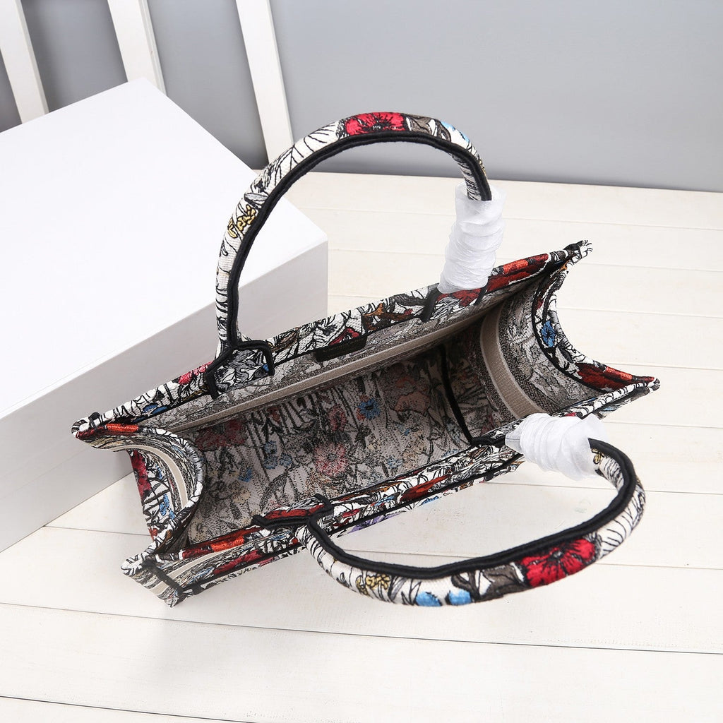 GLAMI MeGLAMIum Book Tote Bag By Maria Grazia Chiuri For Women 14in/36cm CD
