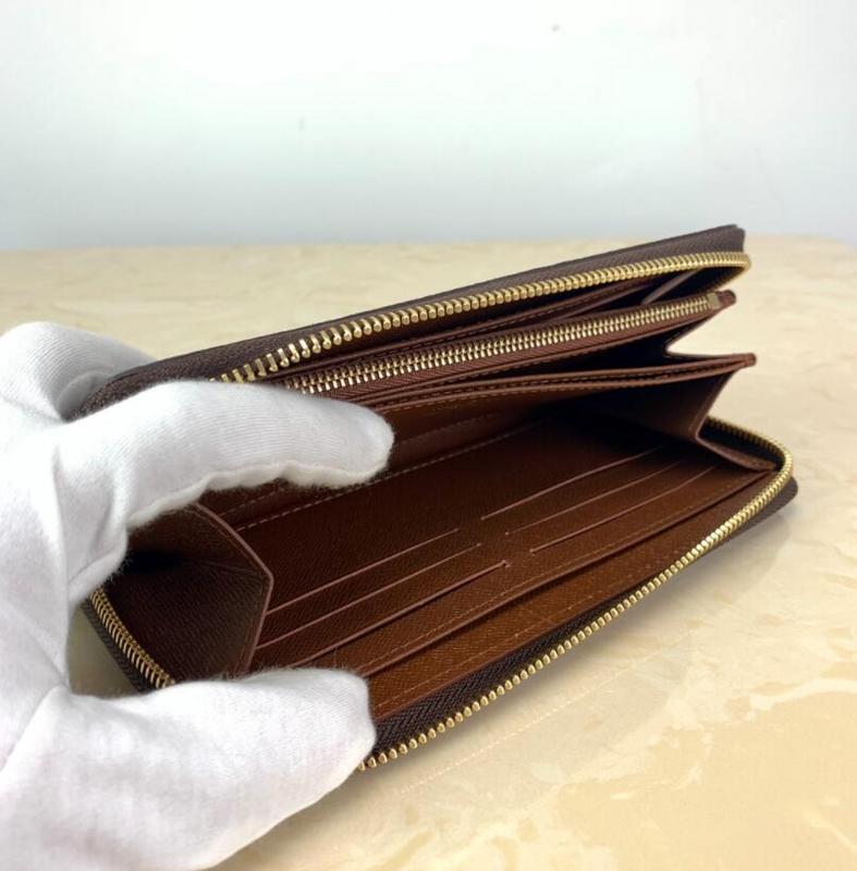 SAMC - Mix Wallets - 114
