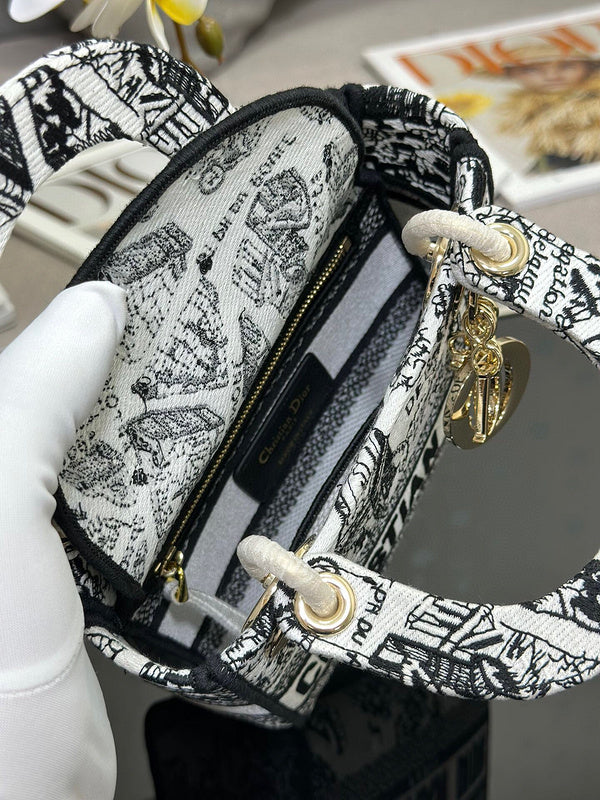 ELE - Dir Bags - 220