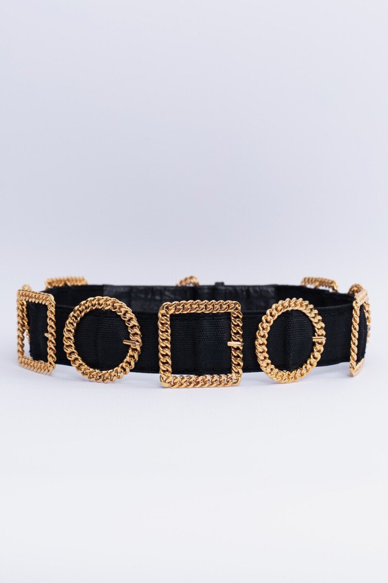 Ceinture noire et dorÃƒÆ’Ã‚Â©e Chanel