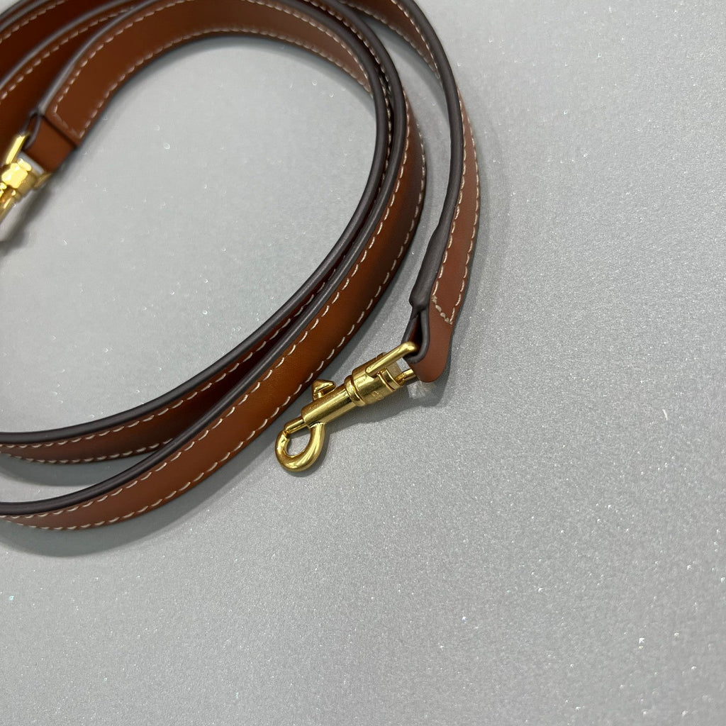 CE Medium CE Heart In Triomphe Canvas White For Women 6in/14.5cm 198222BZJ.01BC