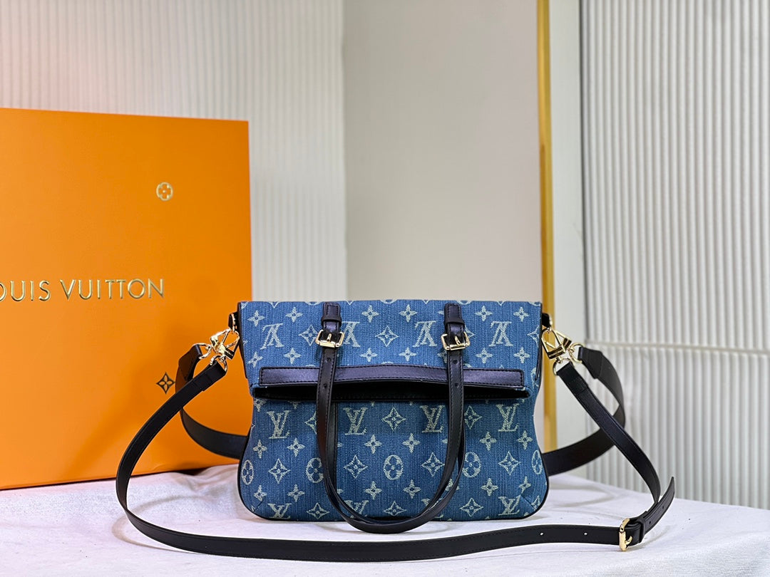EN - Luxury Bags LUV 764