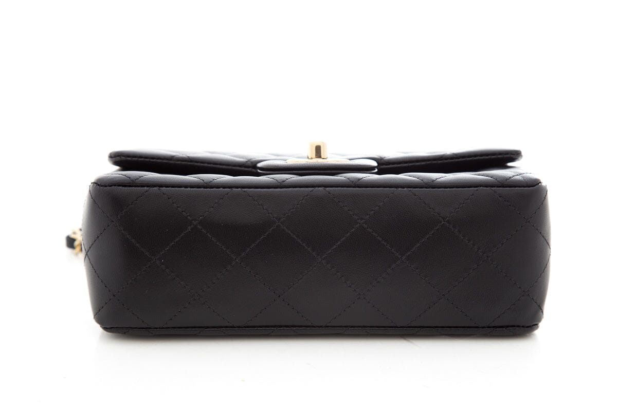 Chanel Black Single Flap 2022  Mini Lamb Leather Handbag