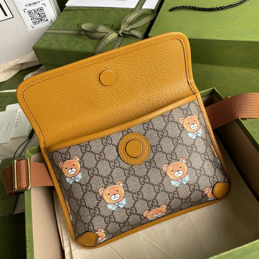 Glami OphiGLAMIa Belt Bag Beige And Orange Glami Supreme Canvas For WomenÃ‚Â  8.7in/22cm Glami Ã‚Â Ã¢â‚¬Å½