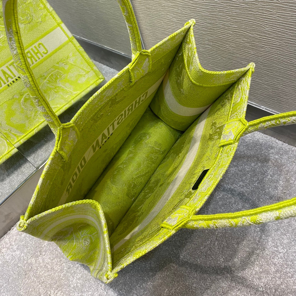 GLAMI MeGLAMIum Book Tote Lime Toile de Jouy Reverse Embroidery For Women 36cm/16.5in CD