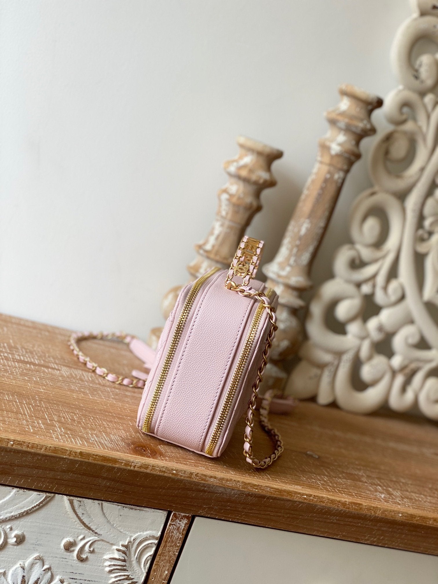 CHLSmall Vanity Case Gold Hardware Light PiNike For Women Handbags, Shoulder Bags 5.9in/15cm AS3228Ãƒâ€šÃ‚Â 
