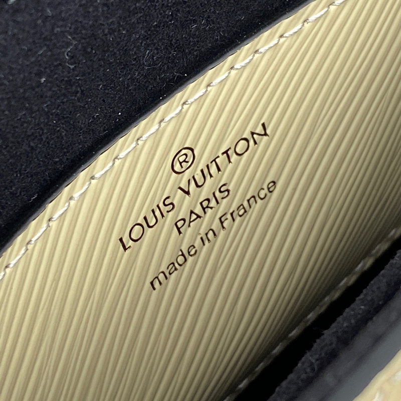 LOV2 Bags - Luxurious Bags  1639