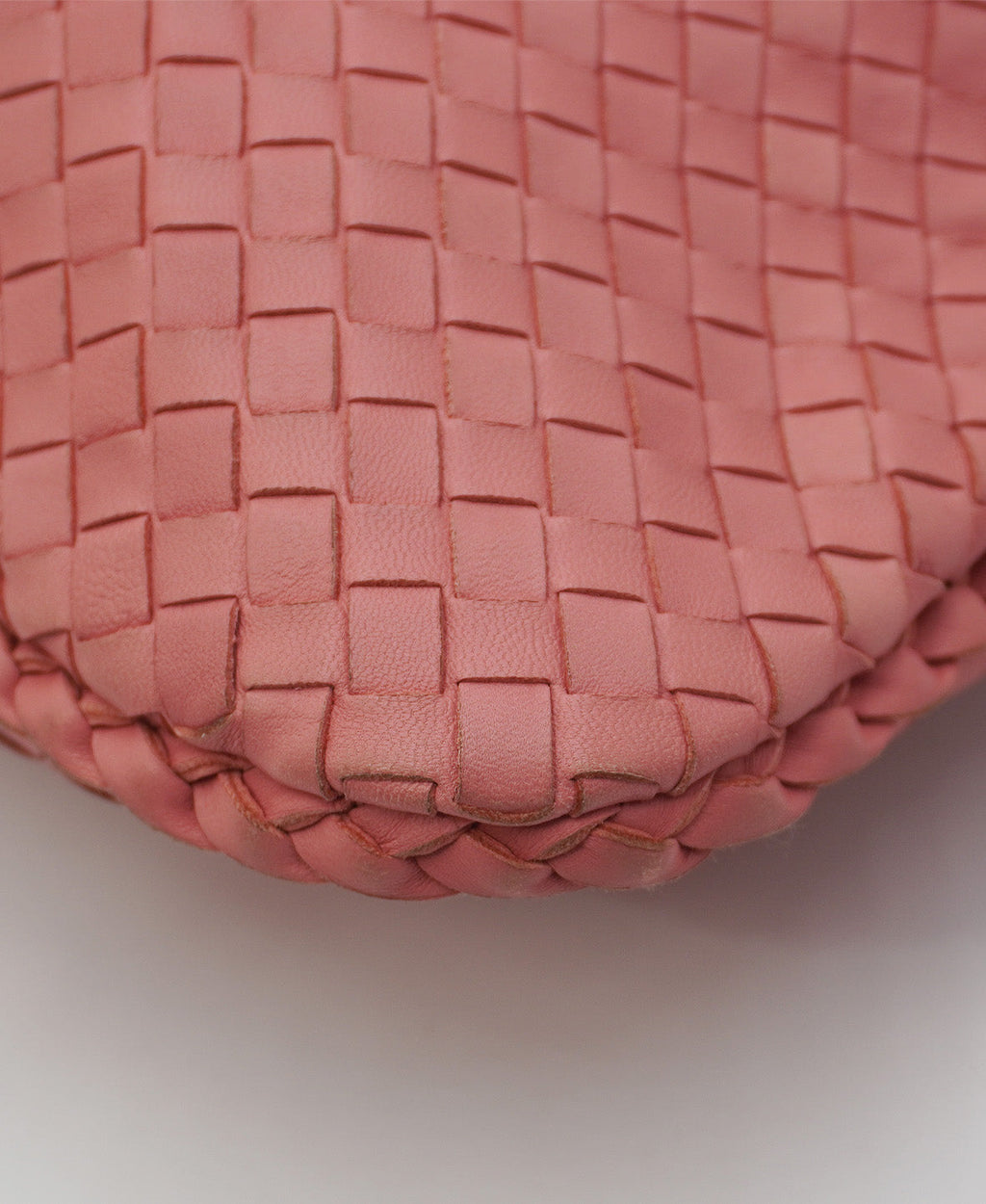 Intrecciato Hobo Bag Pink