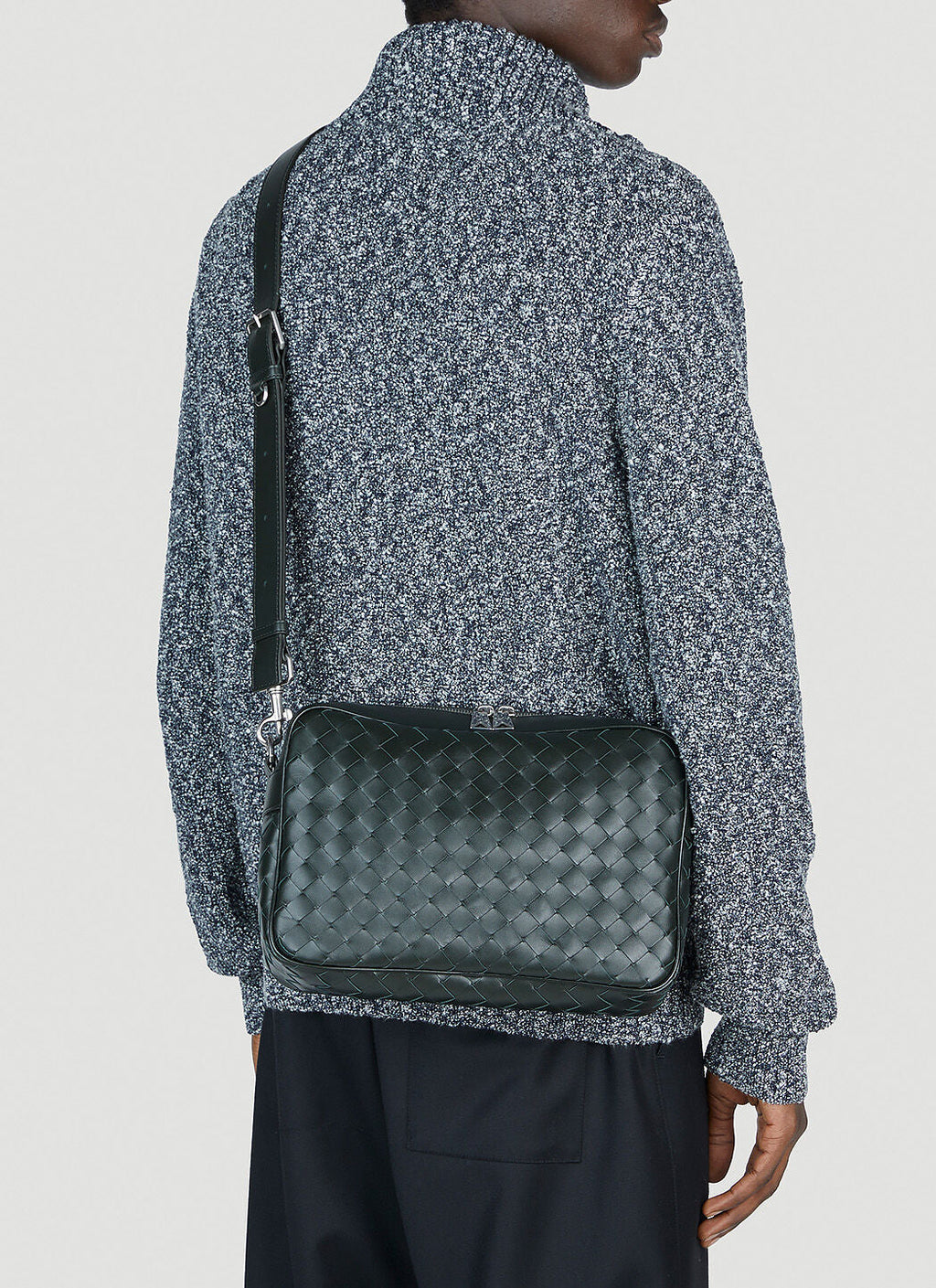 Bottega Veneta Men Intrecciato Crossbody Bag