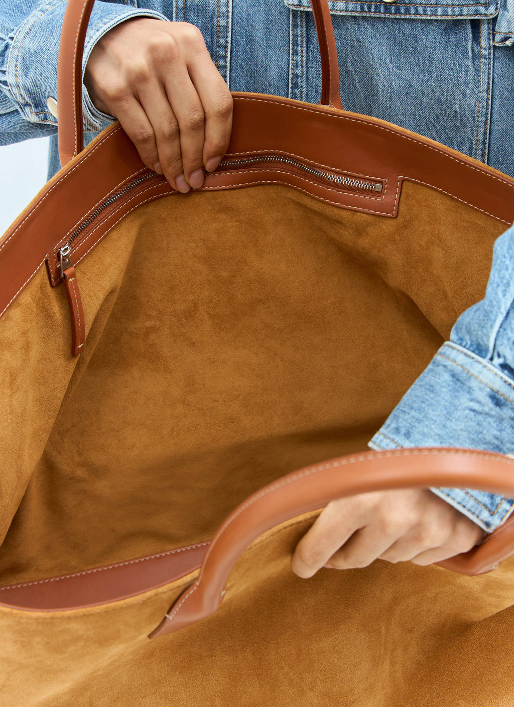 Bottega Veneta Women Large Cabat Tote Bag