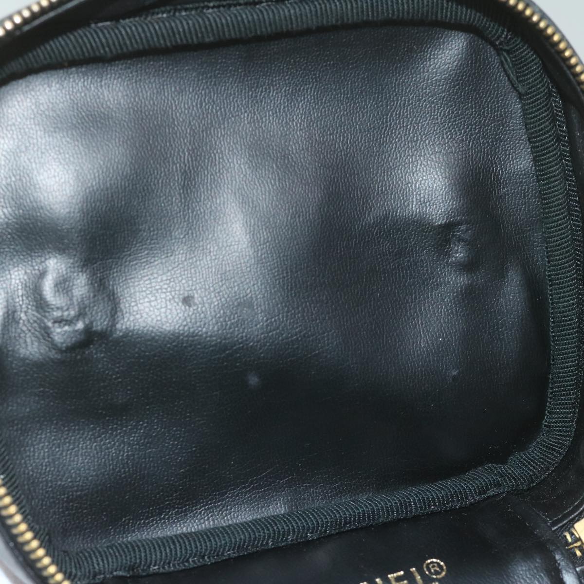 CHANEL Vanity Cosmetic Pouch Leather Black CC bs10975