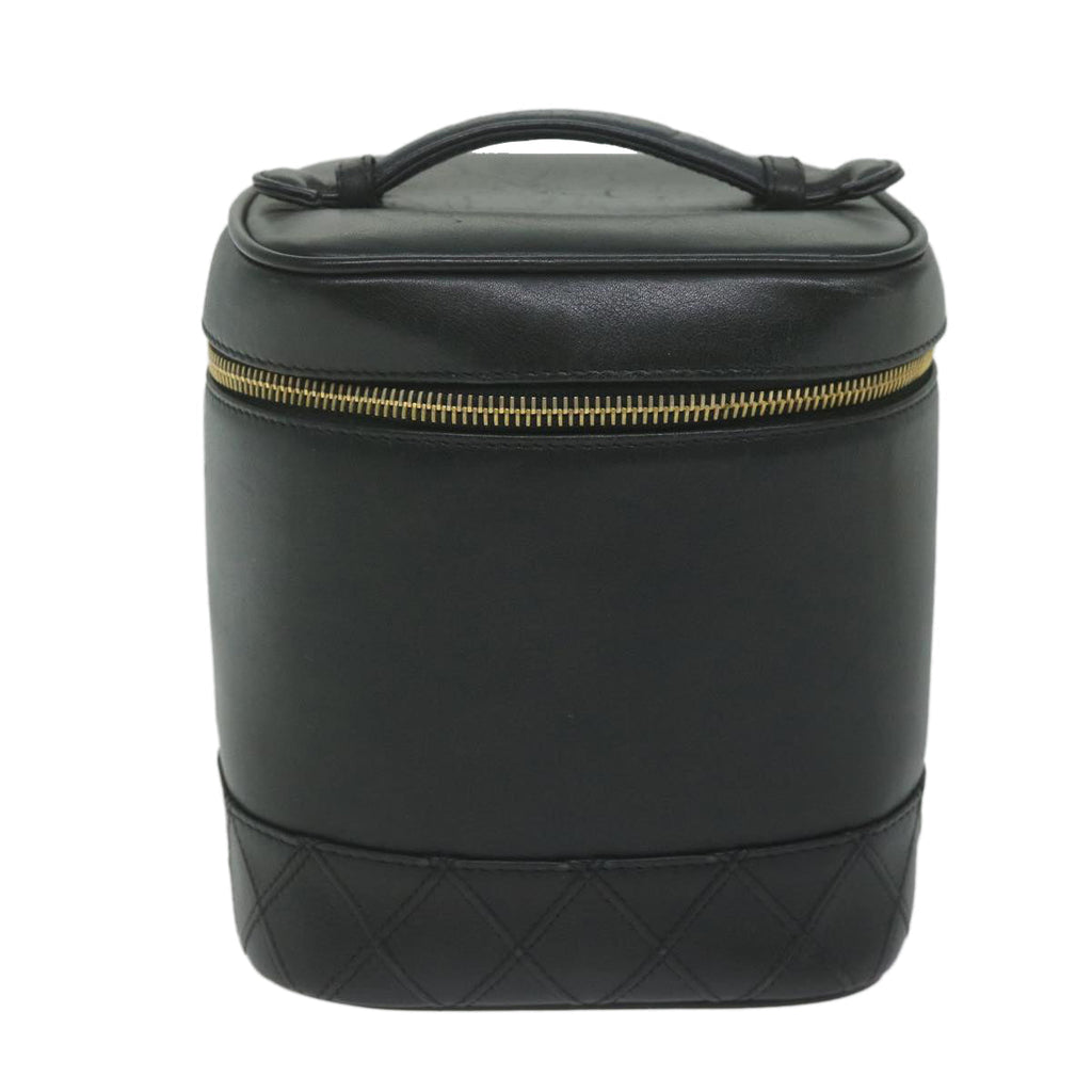 CHANEL Vanity Cosmetic Pouch Leather Black CC bs10975