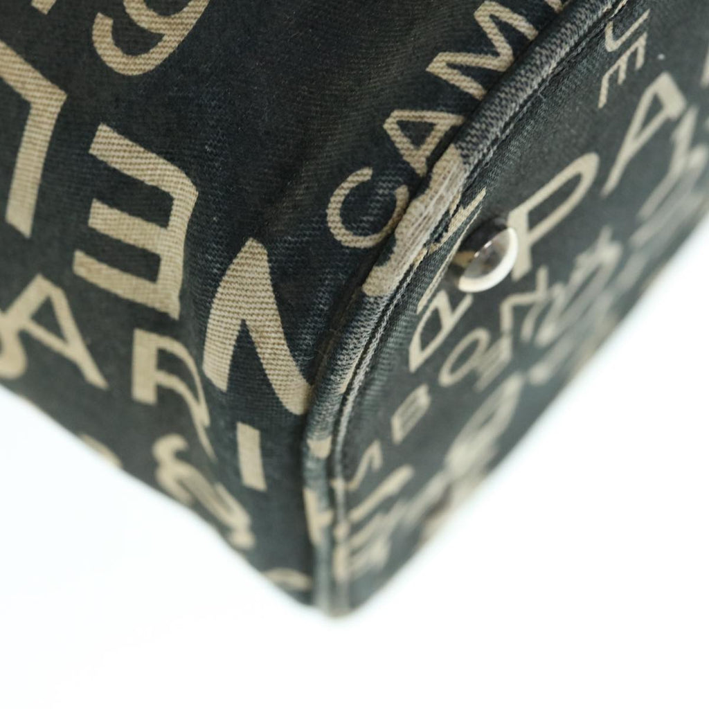 CHANEL Bycy Vanity Cosmetic Pouch Canvas Black CC bs11565