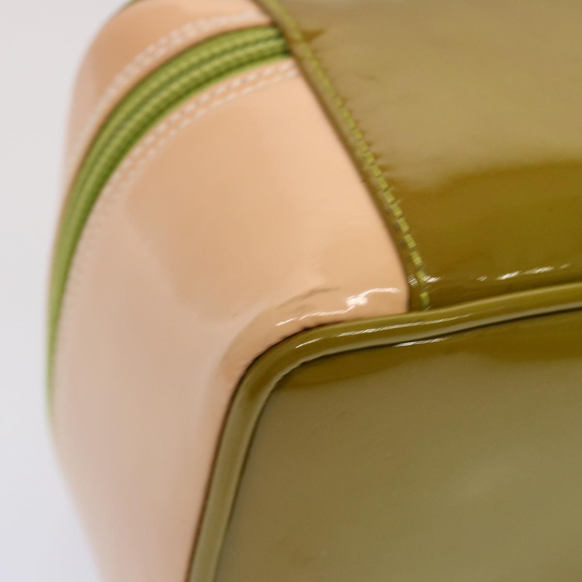 GUCCI Vanity Cosmetic Pouch Enamel Beige 032 1669 0141 bs13940