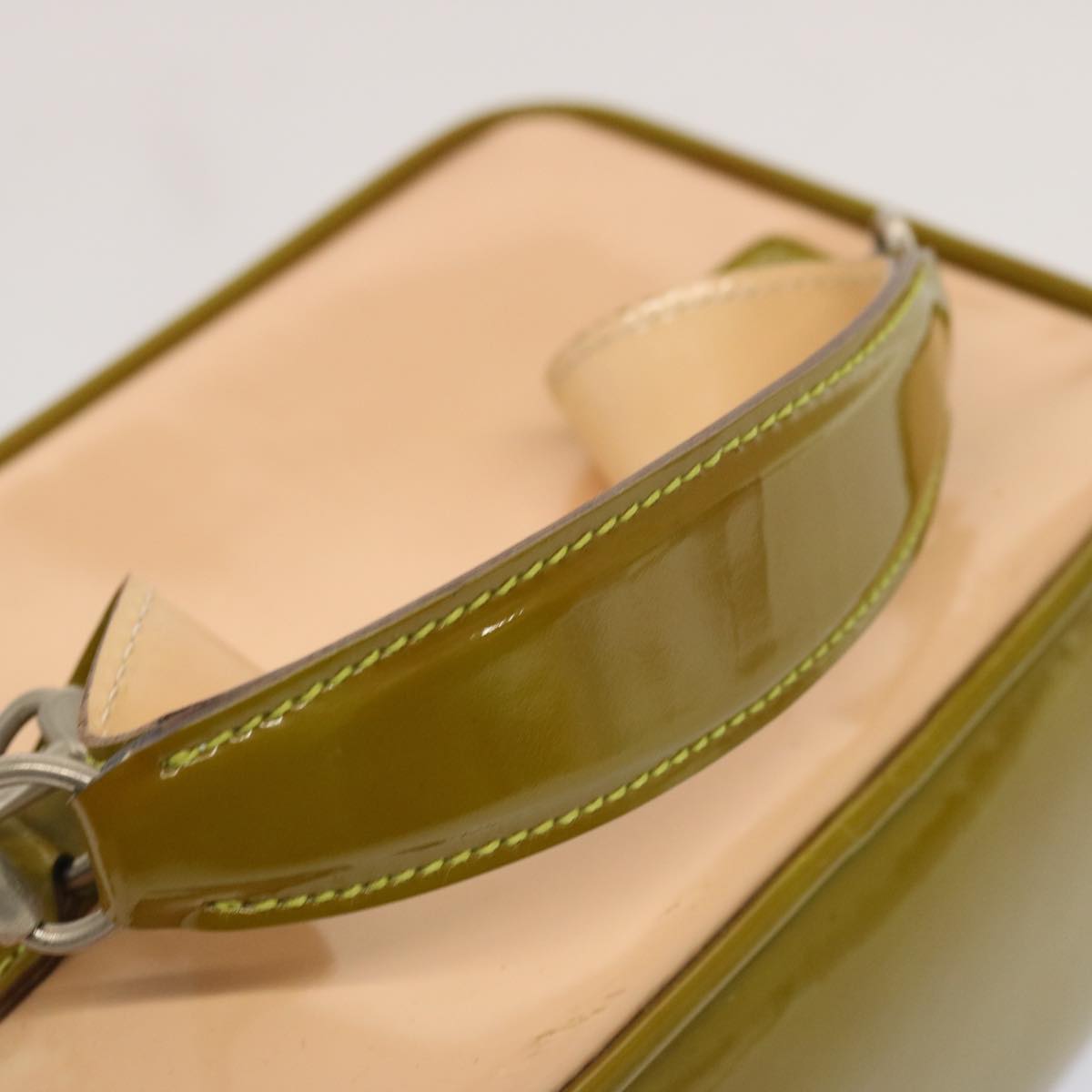 GUCCI Vanity Cosmetic Pouch Enamel Beige 032 1669 0141 bs13940